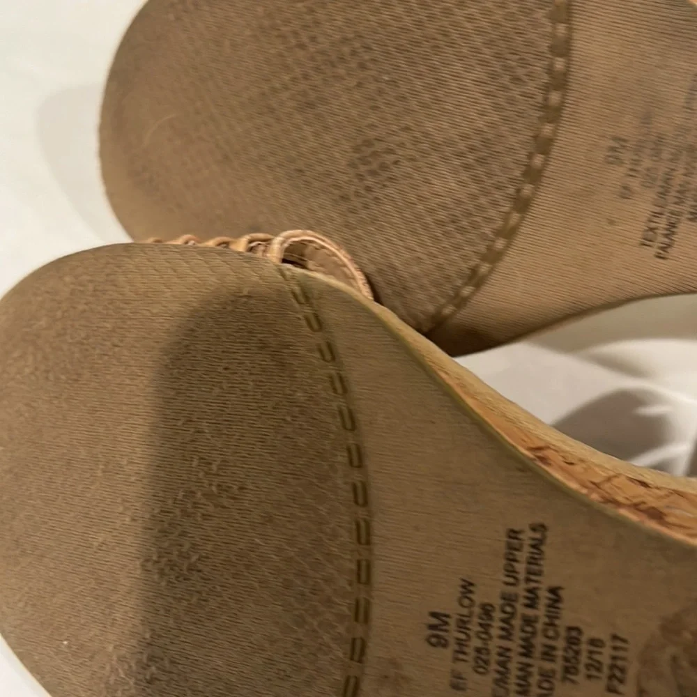 EAST 5th size 9 about 2 inch wedge sandals with embellishment and elastic - Picture 10 of 12